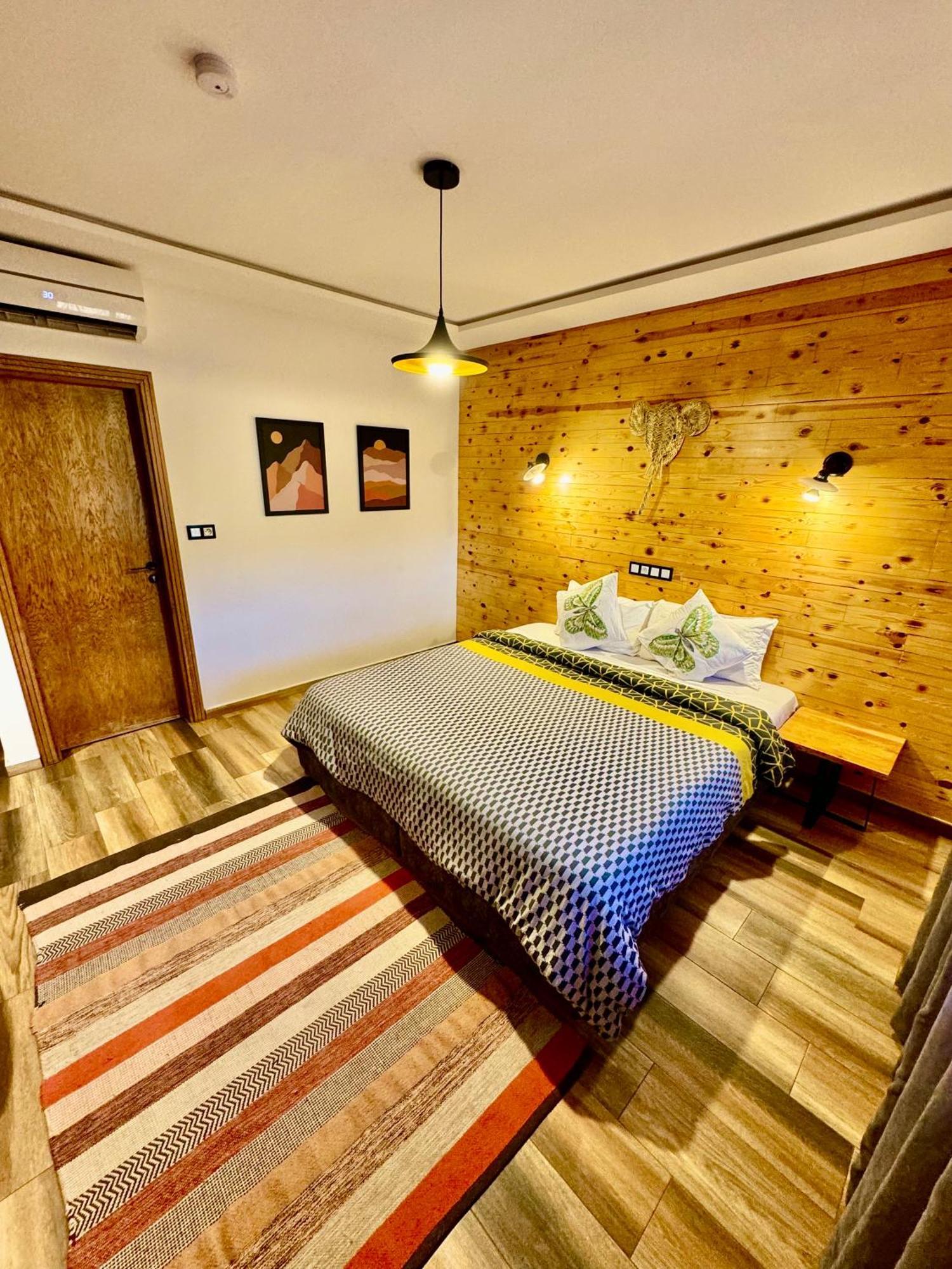 Maurice Bonjean Hotel Ifrane  Bagian luar foto
